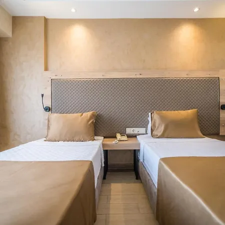 Point מלון מרמריס