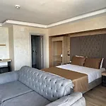 Point Hotel 4*
